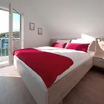 Hyggehus بيت للعطل *